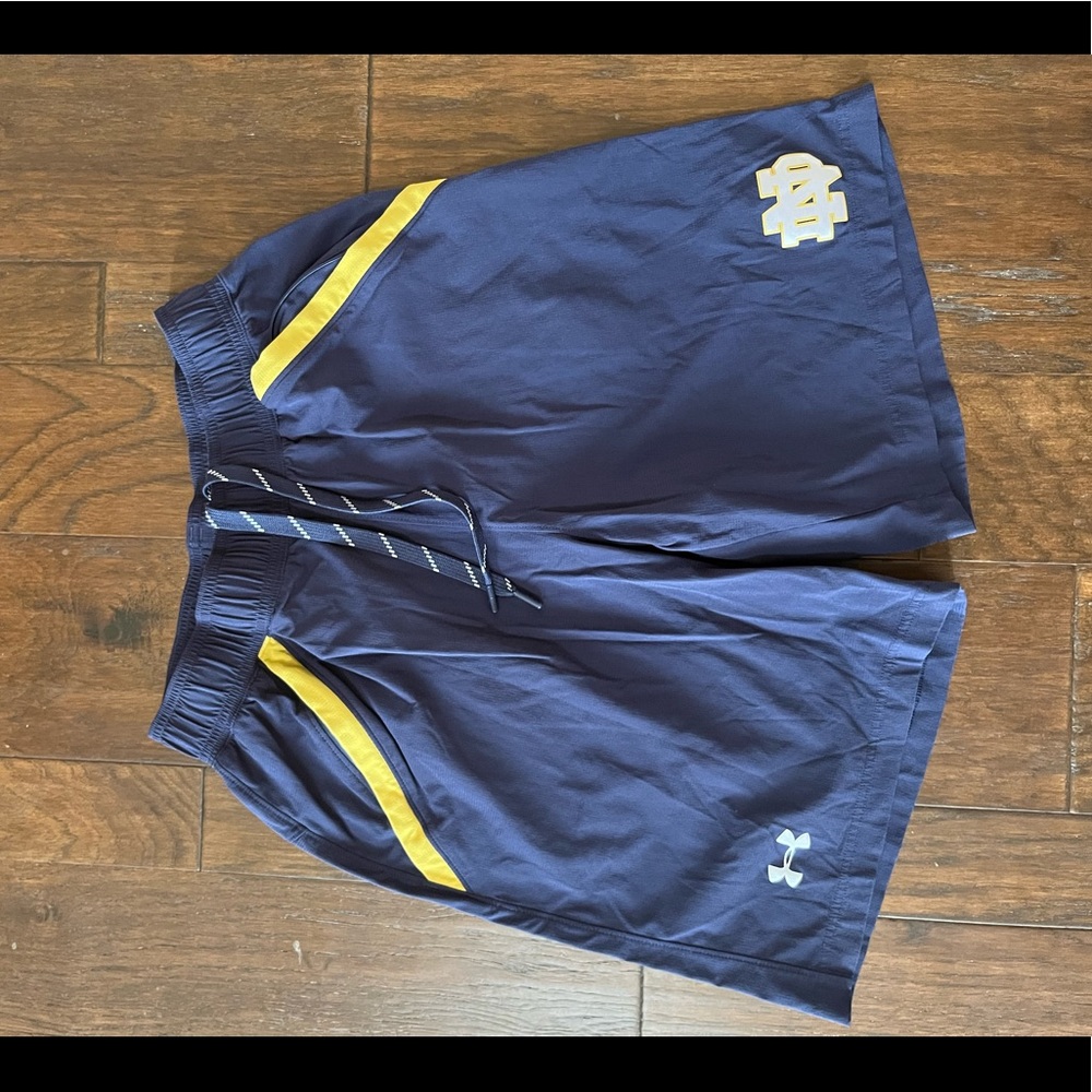 Under Armour Notre Dame Shorts Size Medium